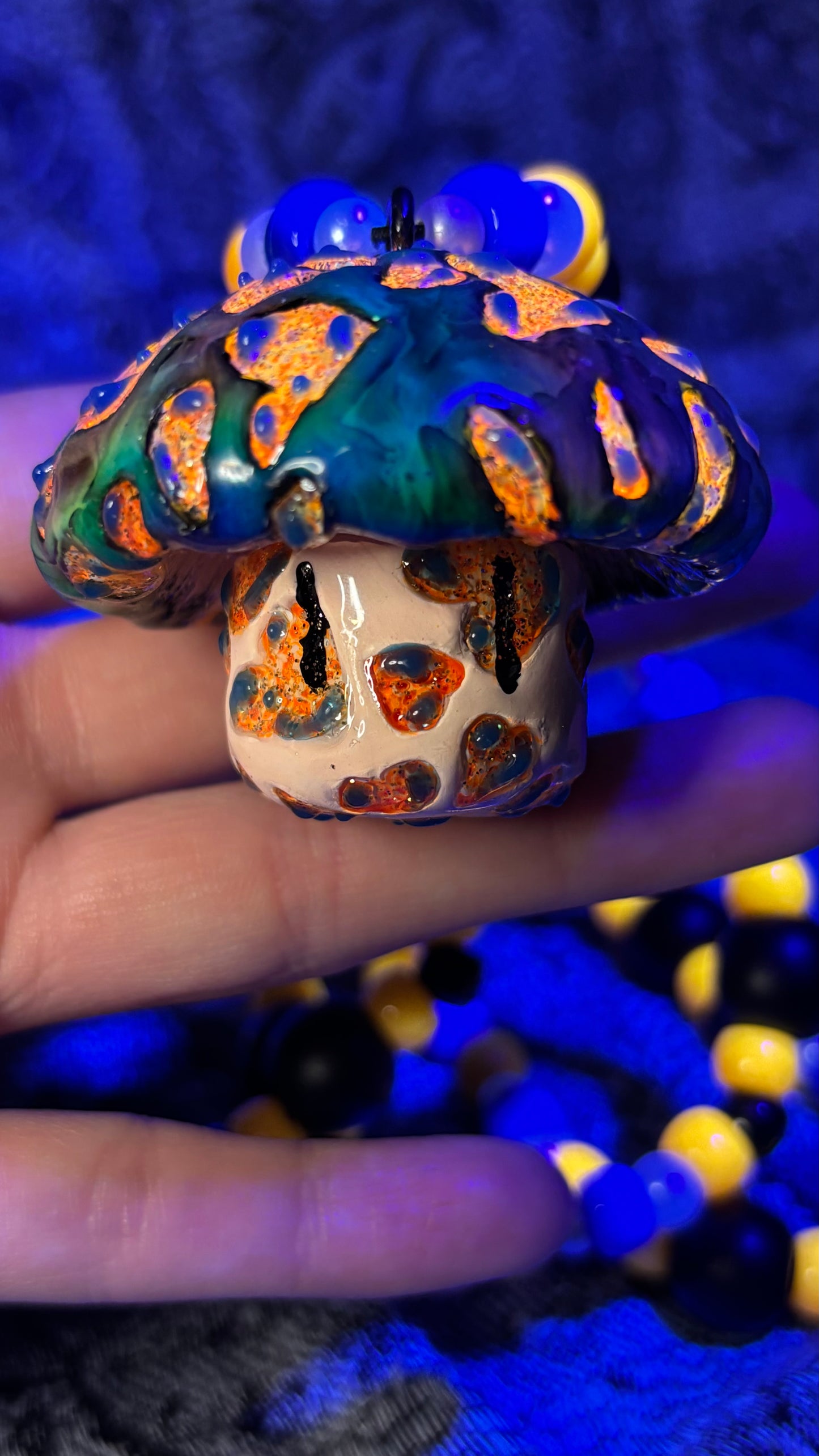 Carved Heart Shroomie Stash Jar Necklace (Color Changing Paint!)
