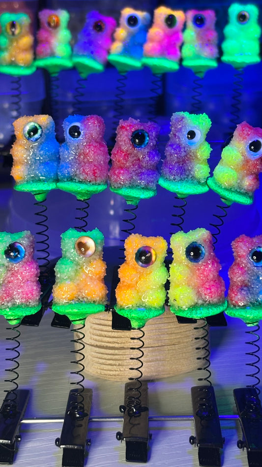 Sour Cyclops Gummy Bear Clips 🌱