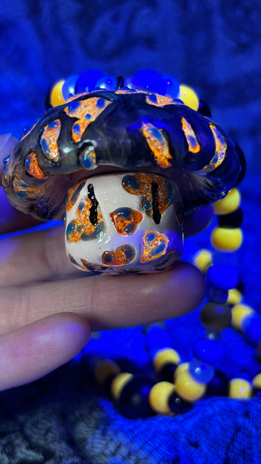 Carved Heart Shroomie Stash Jar Necklace (Color Changing Paint!)